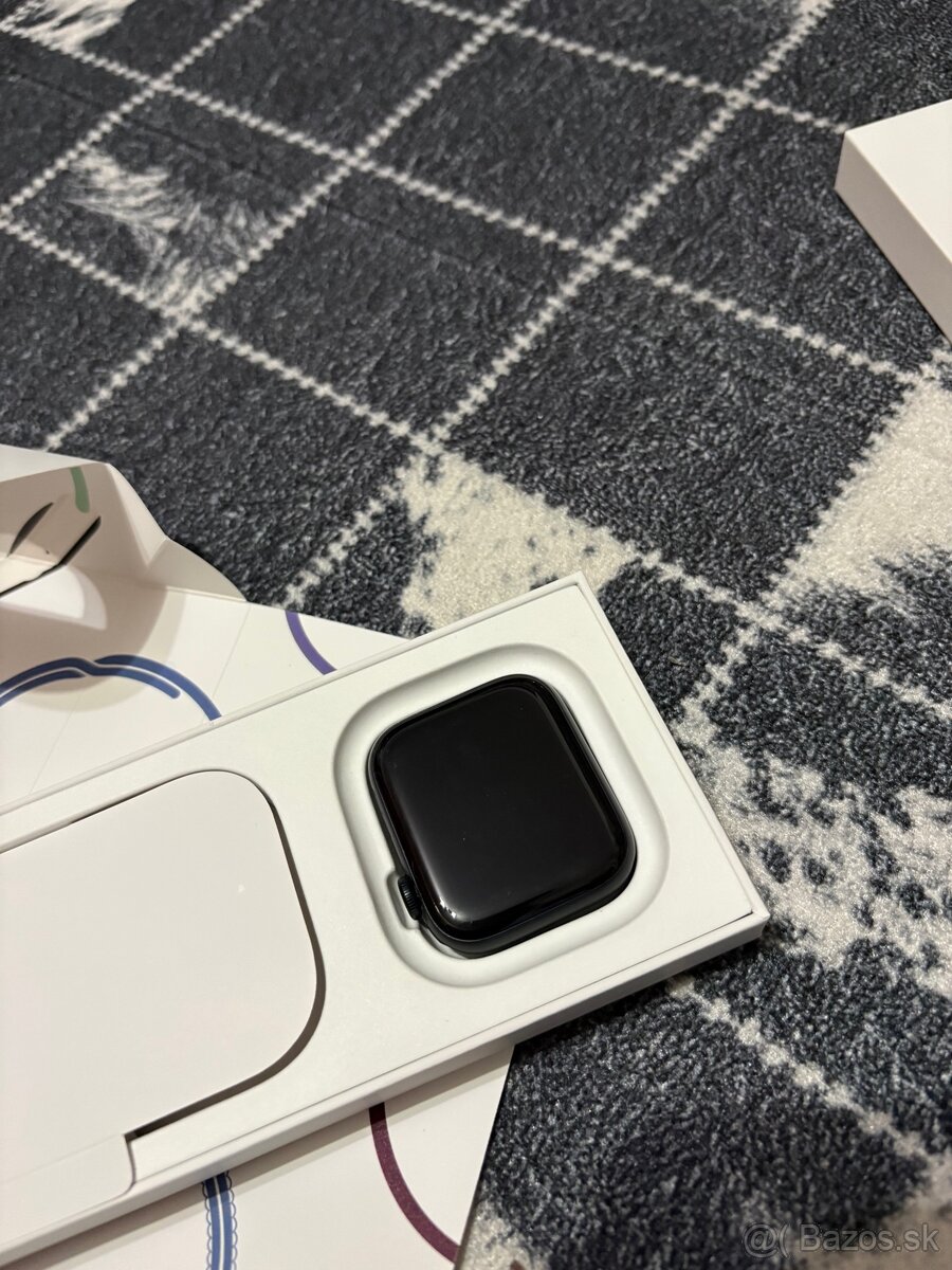 Apple watch SE (2gen) 44mm Midnight - 3