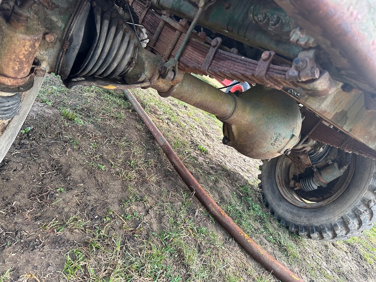 PRAGA V3S sklapač - 3