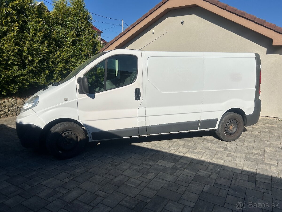 Renault Trafic 2.0dci - 3