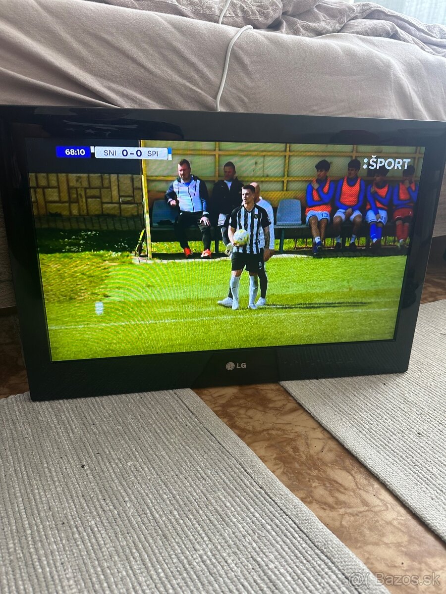 LG 22LE3300 - 3