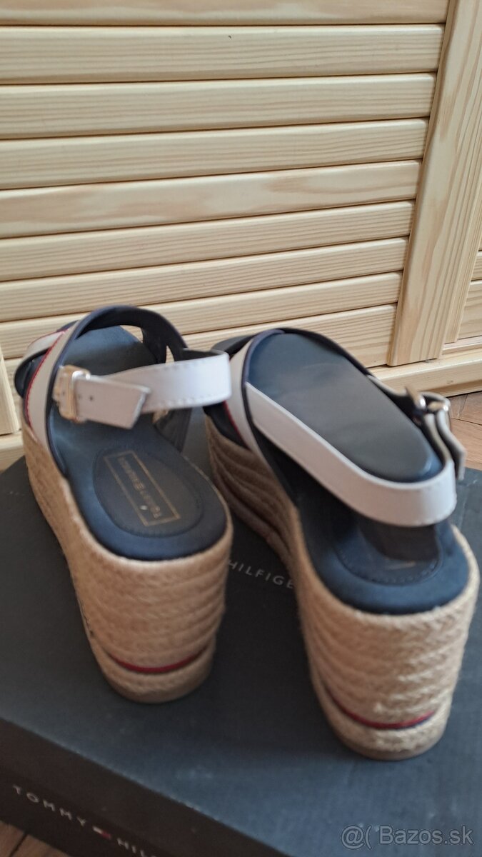 Sandále Tommy Hilfiger 40 - 3