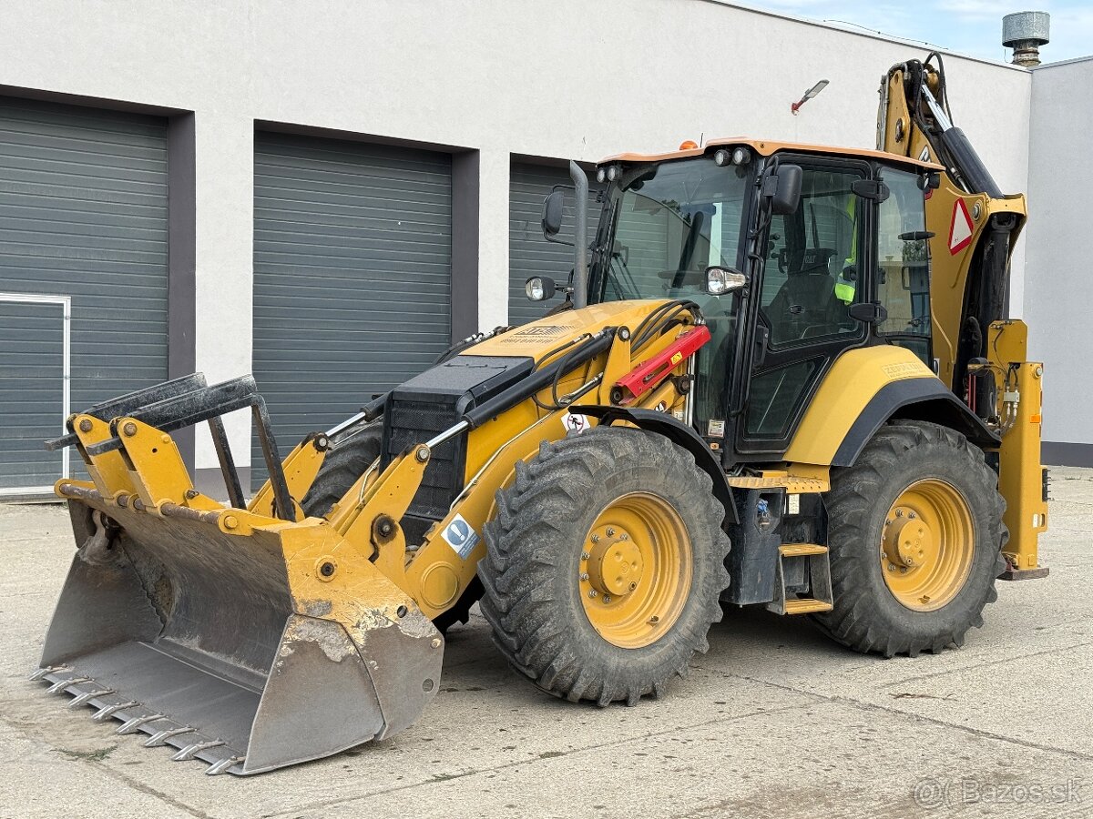 CATERPILLAR 444 - 2000 mth - 3