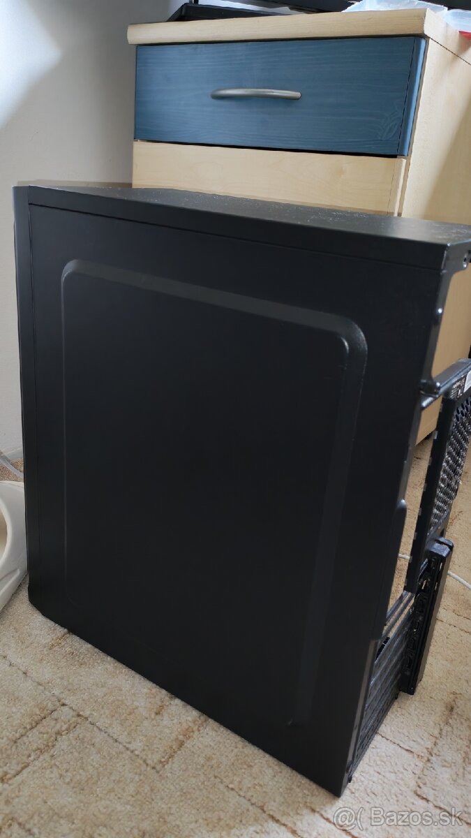 Predám mATX PC skriňu - 3