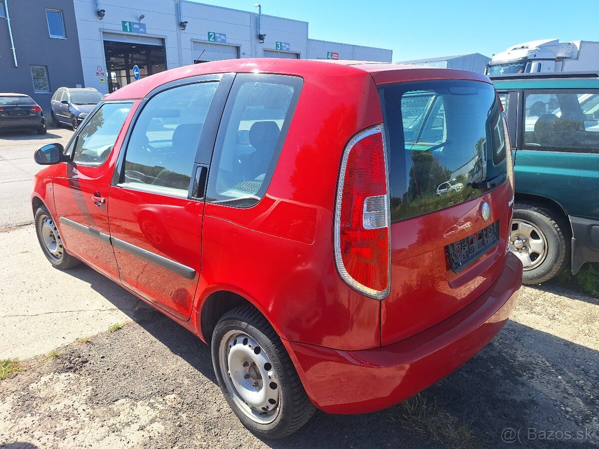 ŠKODA ROOMSTER 1,2 BENZÍN KLÍMA - 3