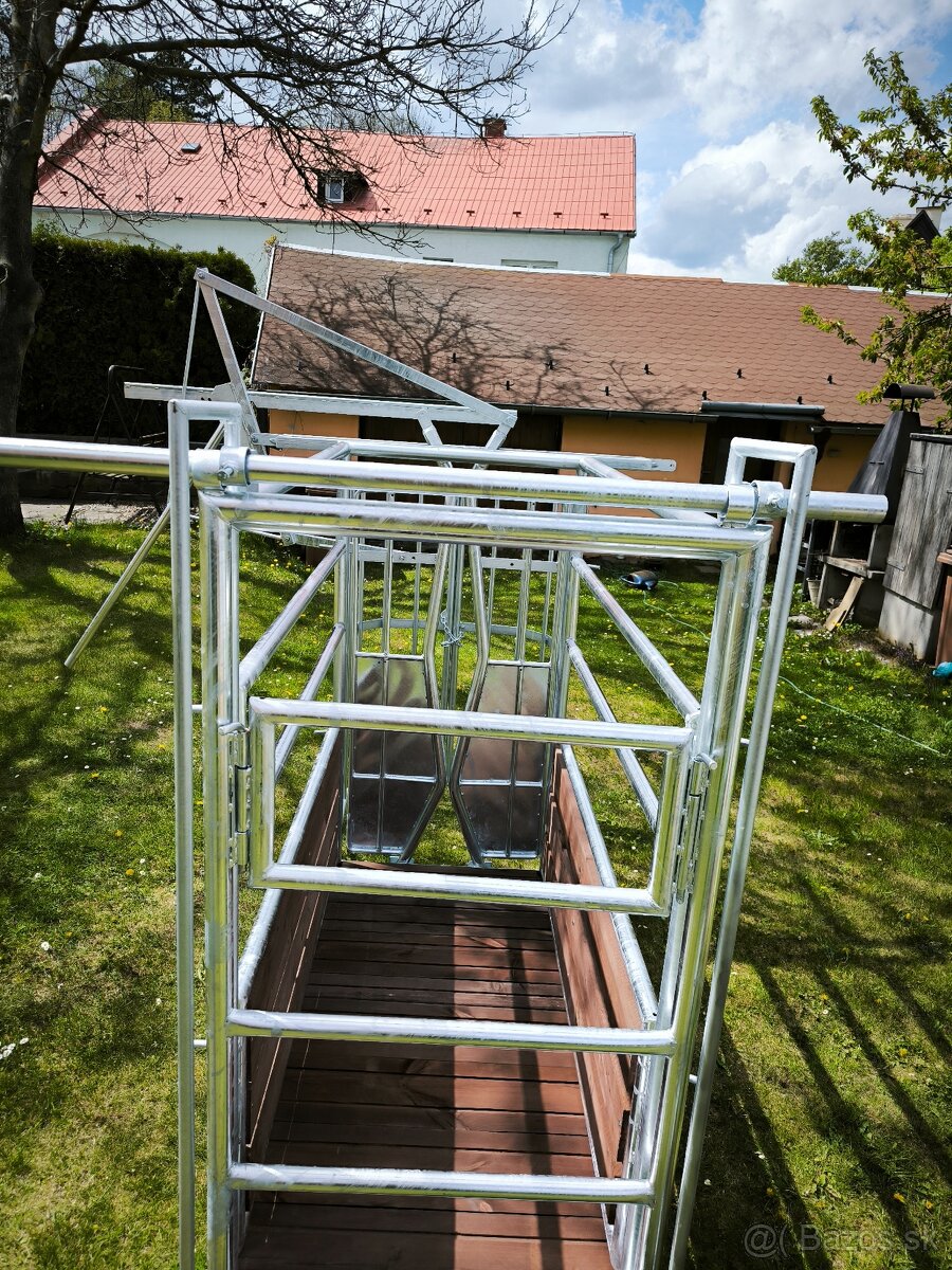 Fixačná klietka na dobytok - 3