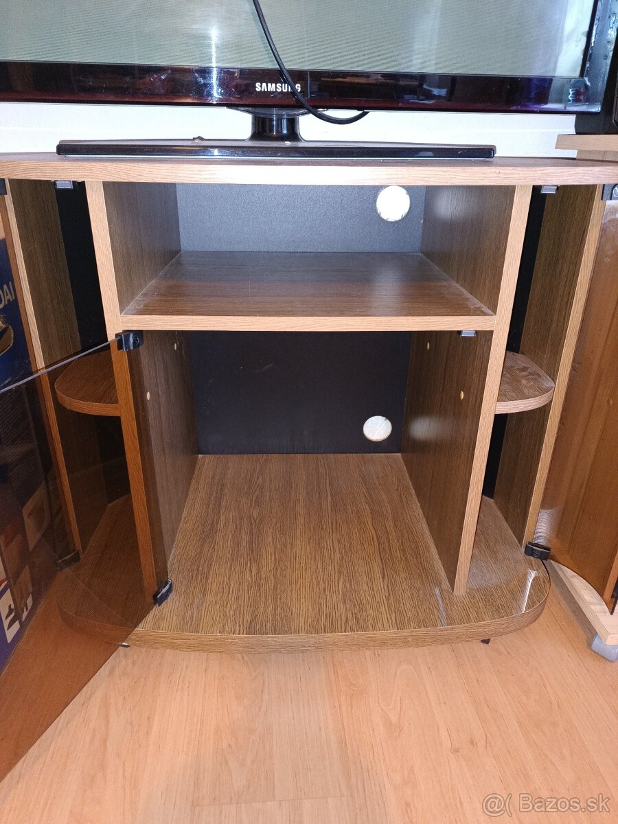 Predám tv stolík - 3