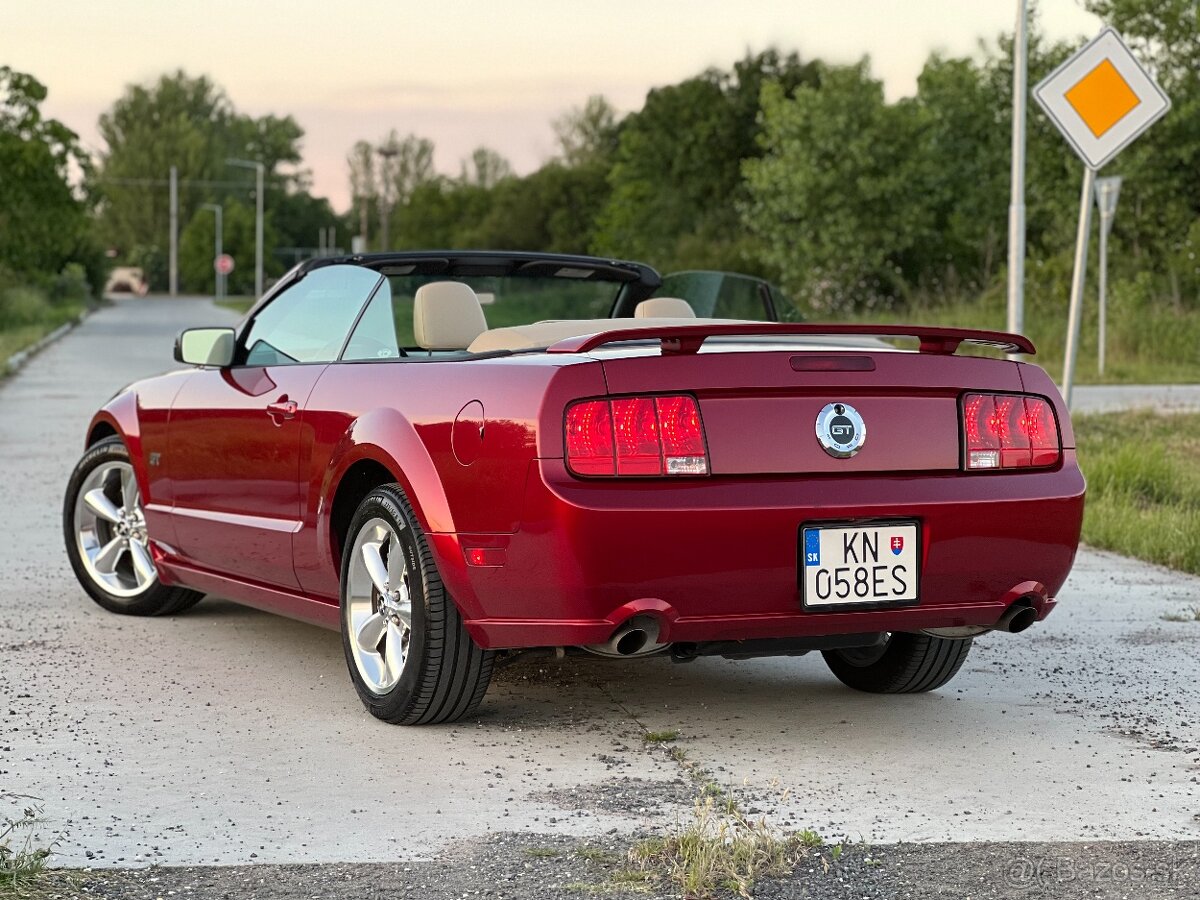 Ford Mustang GT Convertible 4.6L - Premium Edition bl. koža - 3