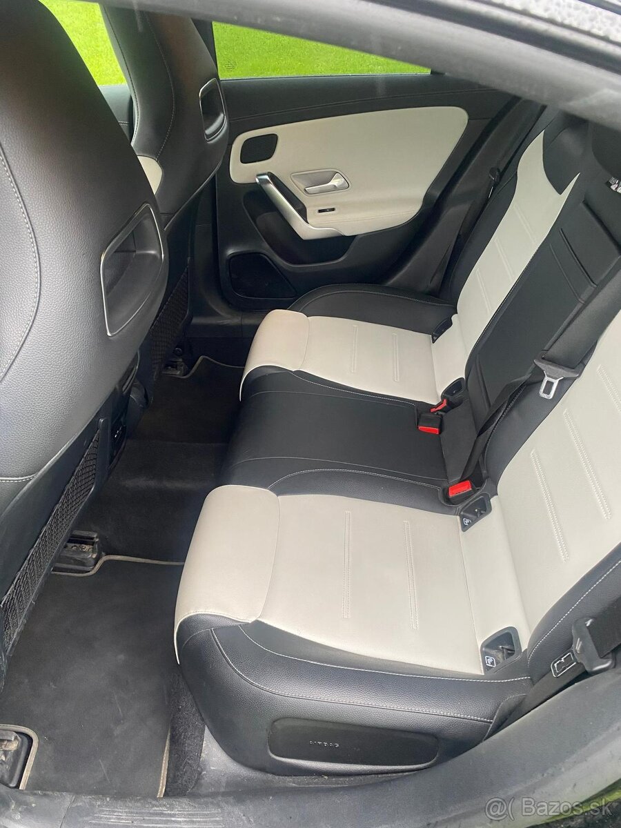 Predám: Mercedes-Benz CLA 200 d 4MATIC, r.v. 2020 - 3