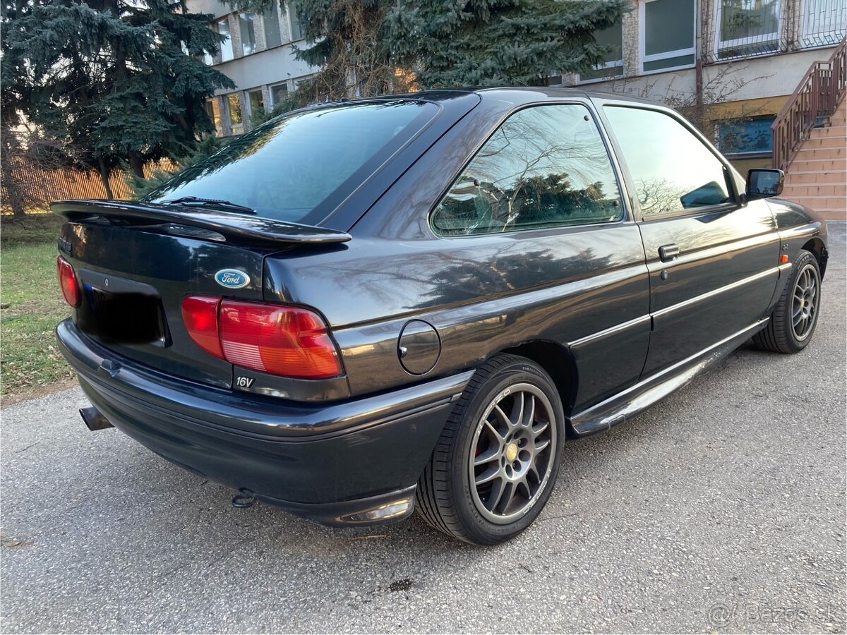 Ford Escort RS2000 4x4 - 3