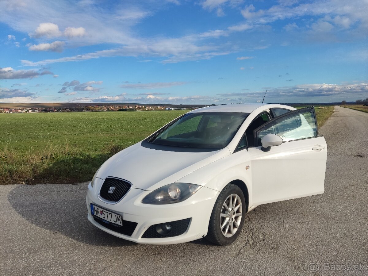 Seat Leon 1.6 TDI rv:2011 - 3
