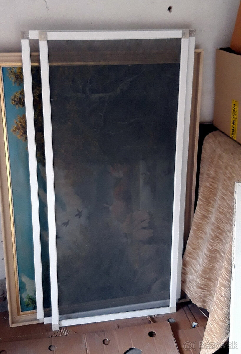 SIEŤKY NA OKNÁ A DVERE V RÁME - 3