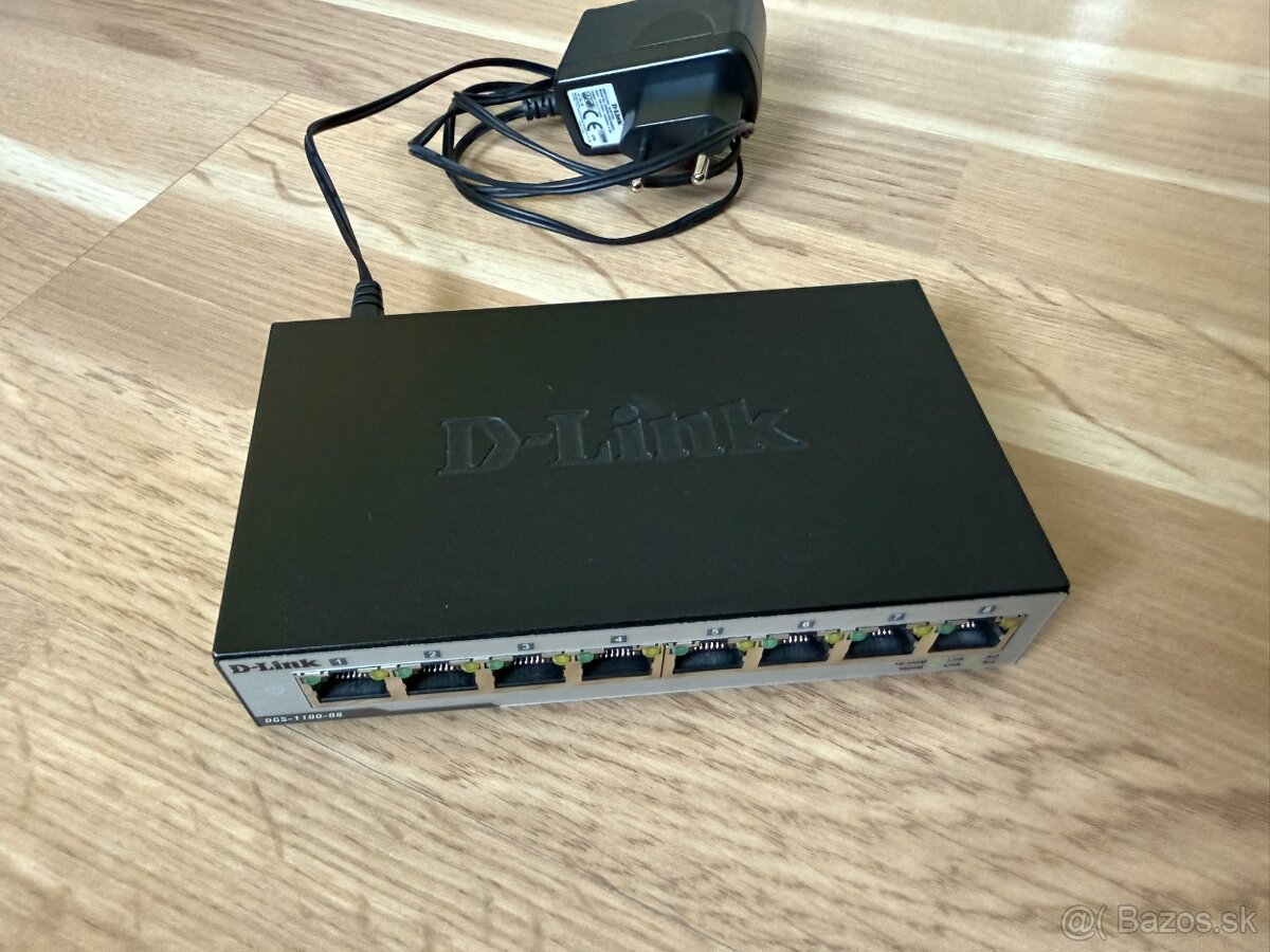 Predám 8-portový D-Link DGS-1100-08 manažovateľný switch - 3