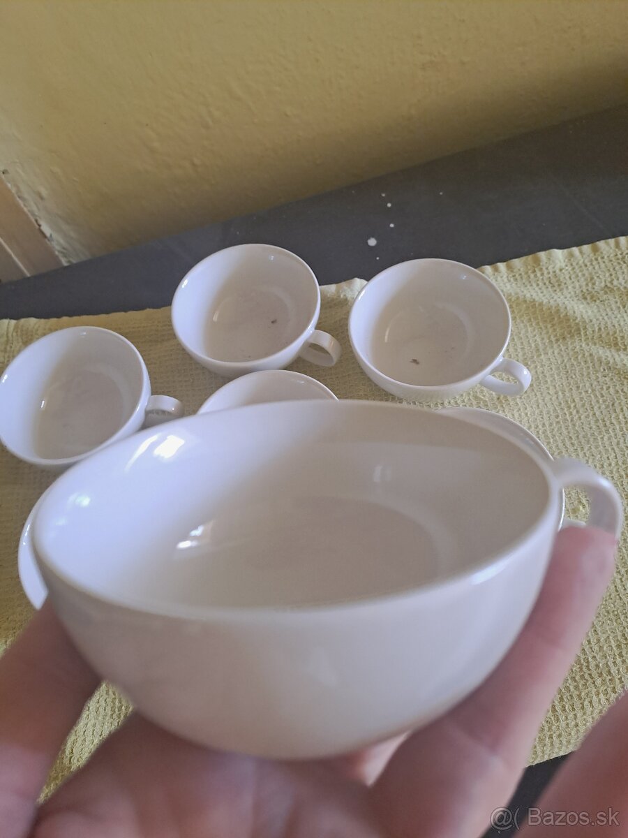 Čajové šálky s tanierikmi - 3