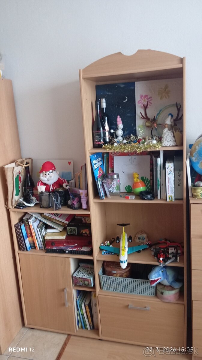 Skriňa,p regál, komody , kreslo - 3