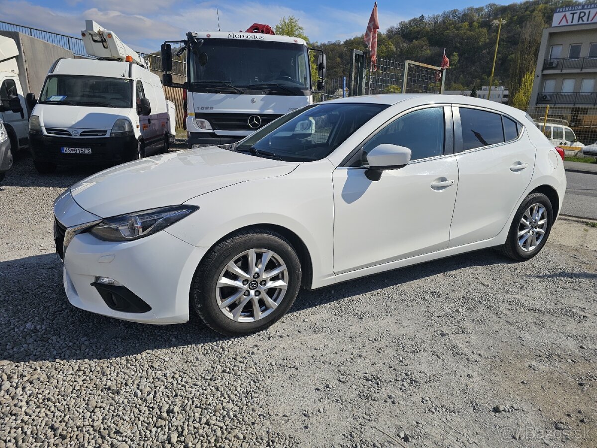 Mazda 3 2.2 Skyactiv Revolution manuál TOP - 3
