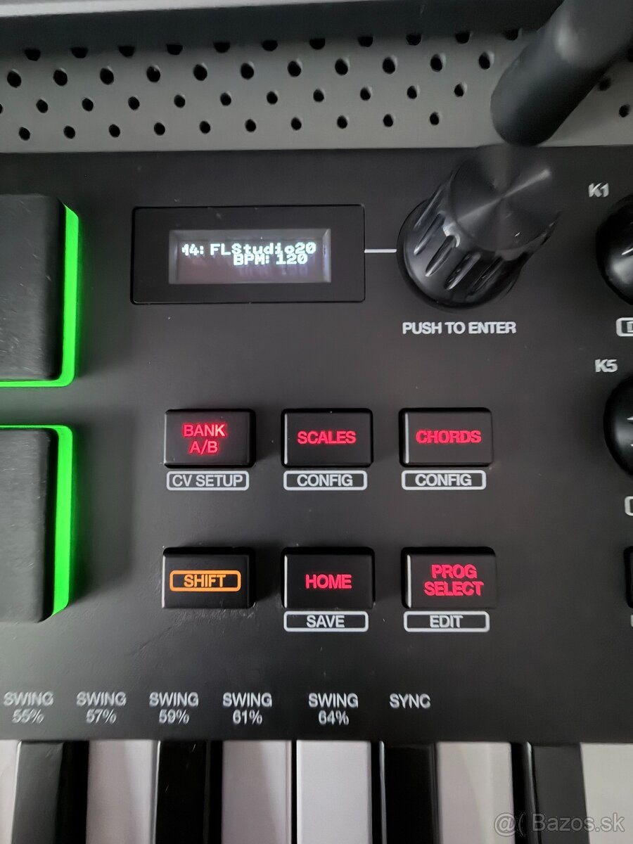 Akai MPK mini Plus - 3