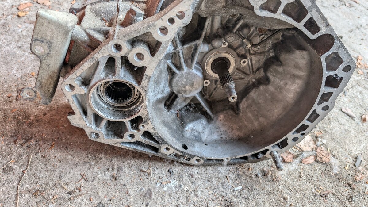 Predám prevodovku suzuki sx4 1,6 benzin - 3
