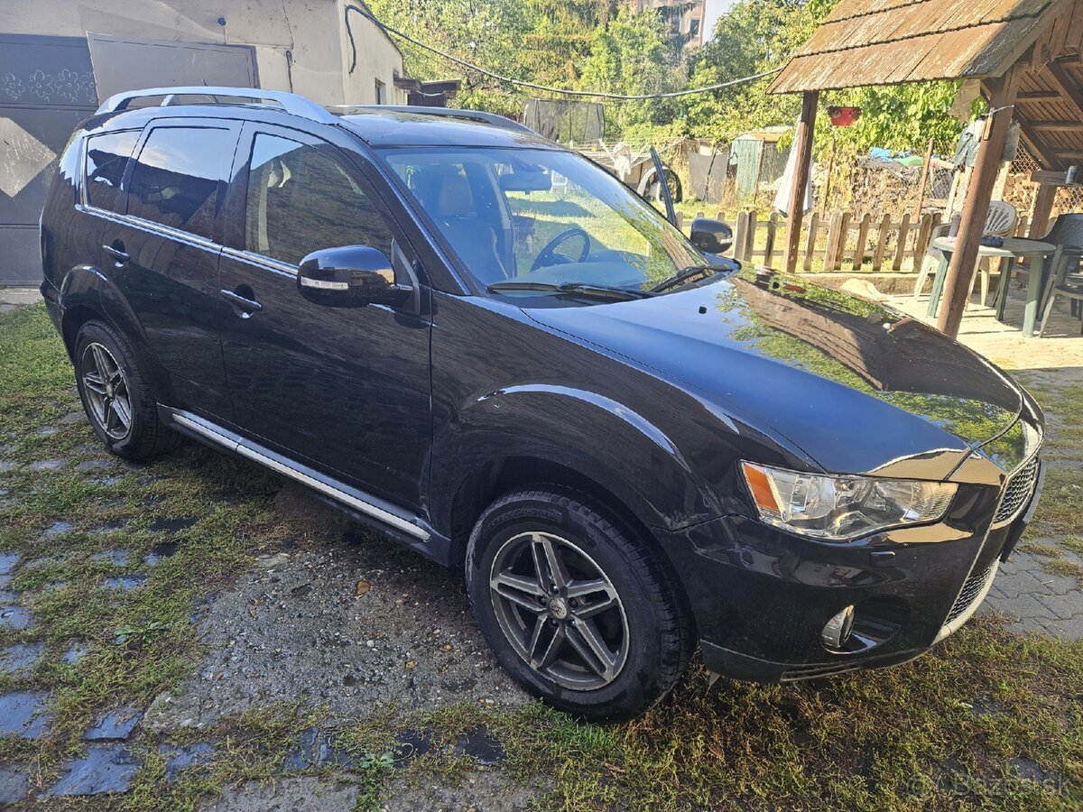 Mitsubishi Outlander 2.2 - 3