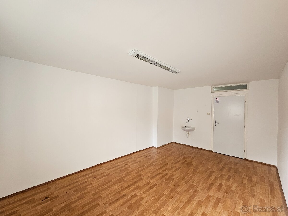 Prenájom priestorov v centre mesta Svidník - 3