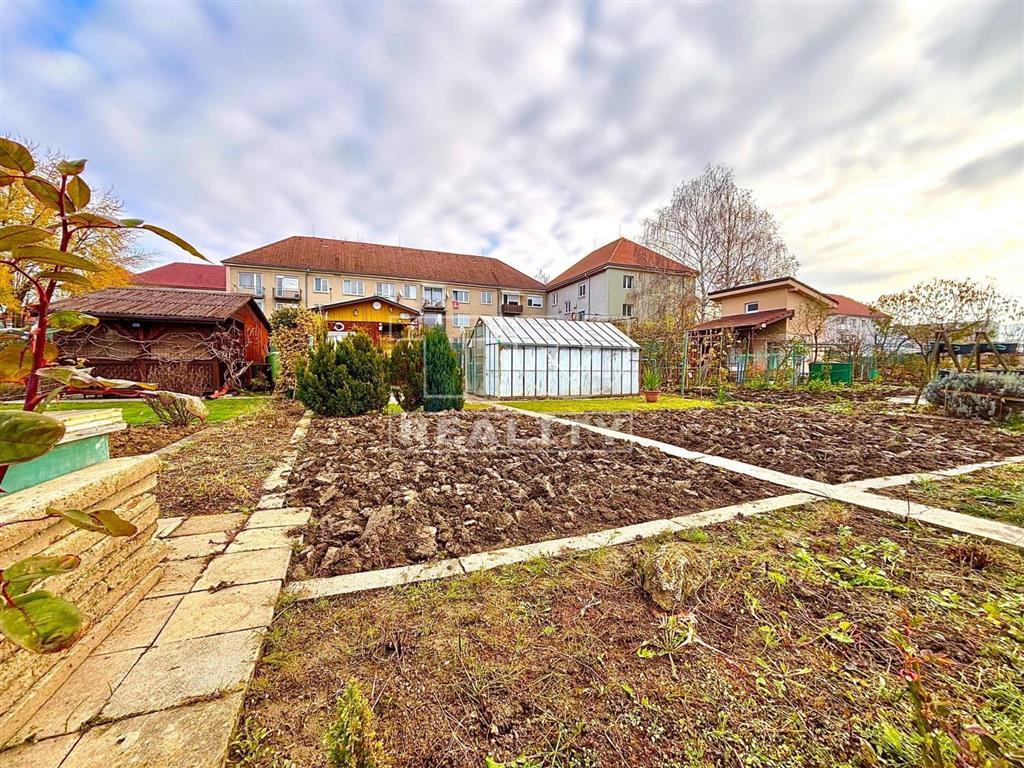 Na predaj záhradka 200 m2 Prievidza - 3