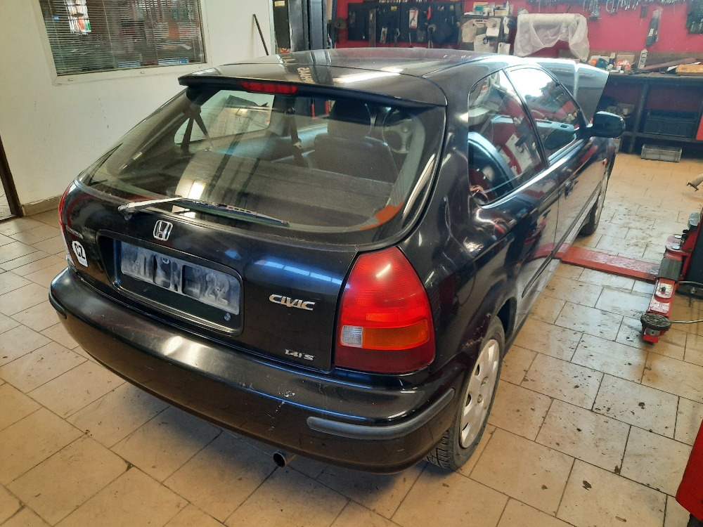 Náhradní díly Honda Civic 6G 3D 1.4 - 3