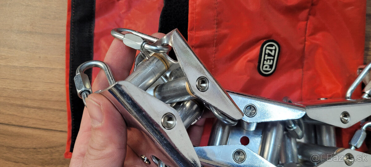 Hranová kladka Petzl Roll Module kód: P49 - 3