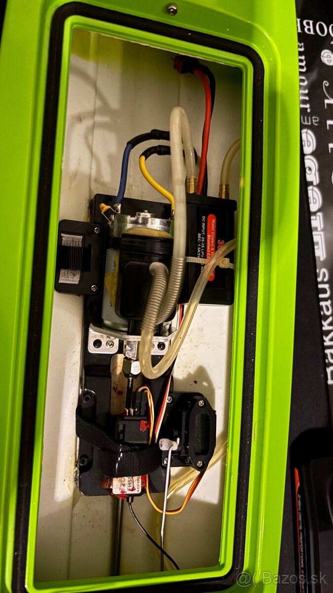 RC rýchlostný čln Rocket RTR 38 km/h - 3