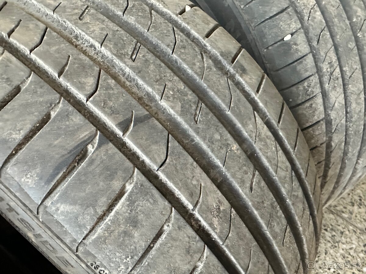 Letné pneu Nexen 225/40 r18 - 3