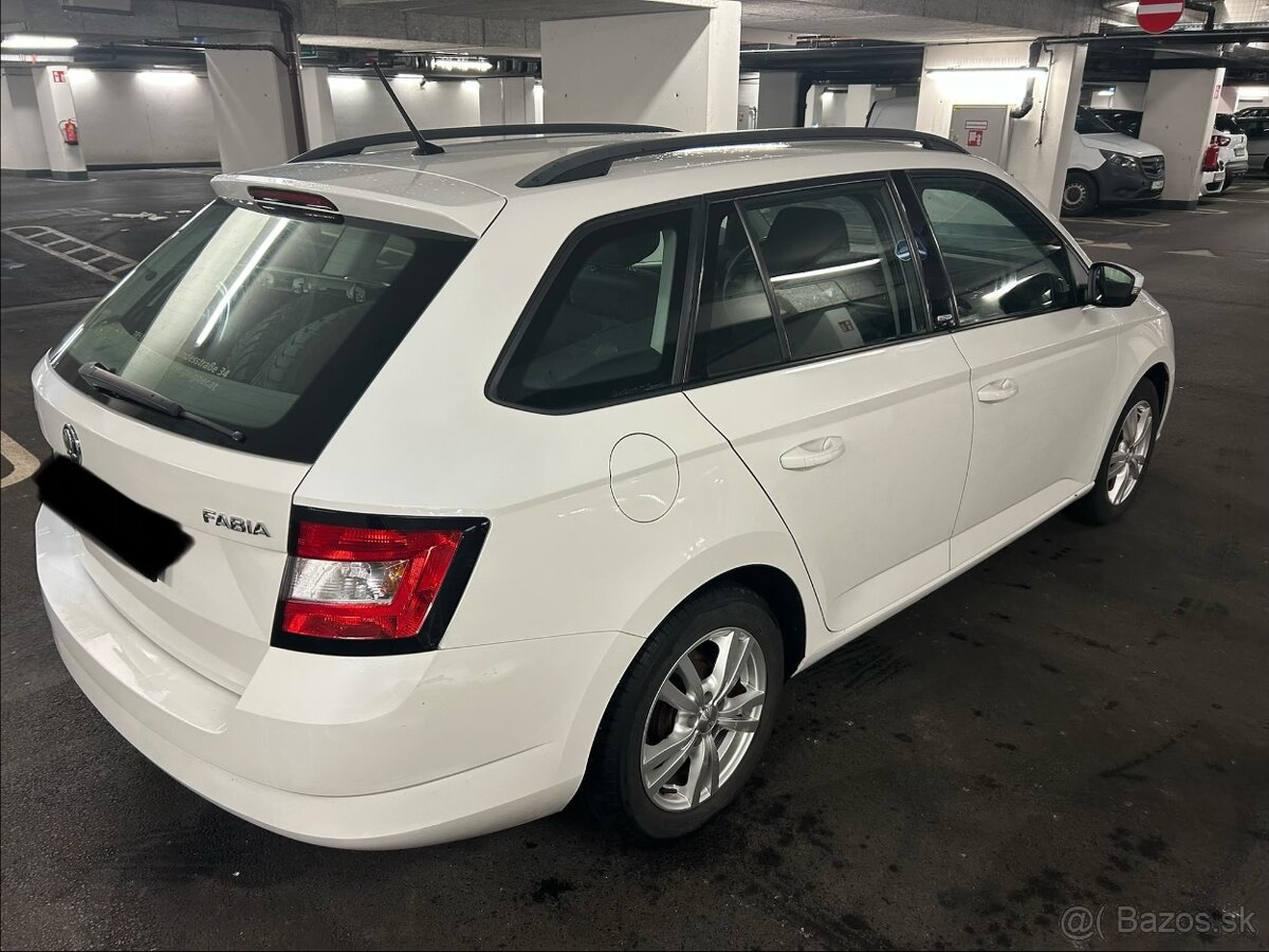 Skoda Fabia 1.0 JOY Kombi - 3