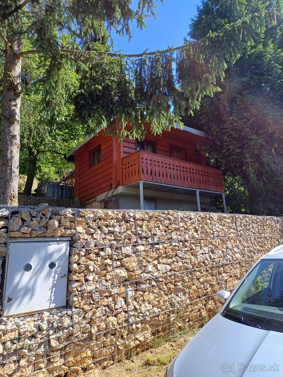 Chatka Medzev - 3
