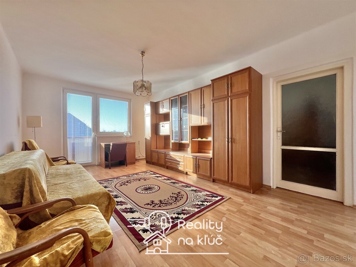 Na prenájom zariadený 2-izbový byt s balkónom v NZ - 3