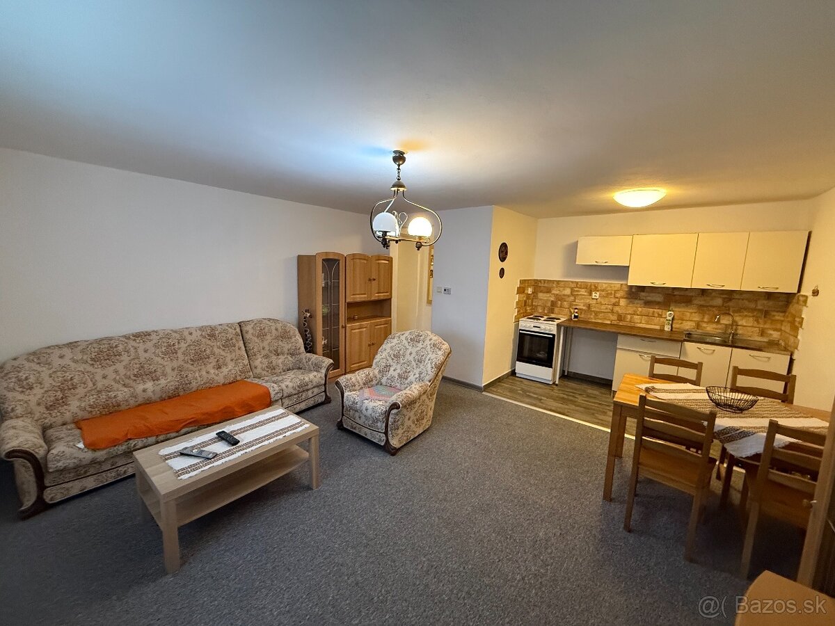 APEX reality prenájom 2 iz. bytu na Koperníkovej ul. v HC - 3