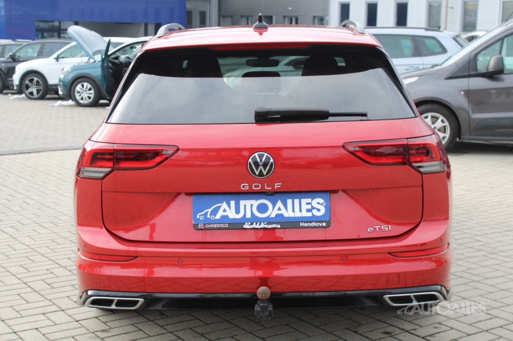 Volkswagen Golf Variant 1,5 e-TSi 110 kW R-LINE - 3