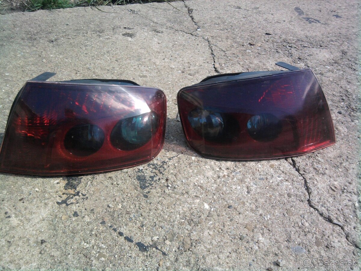 Peugeot 407 zadne svetla - 3