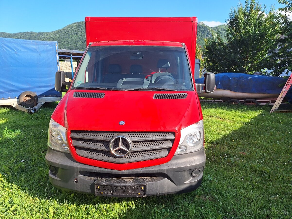 Mercedes Benz Sprinter - 3