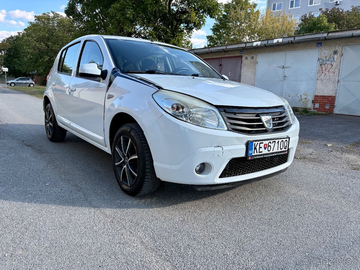 Dacia Sandero - 3