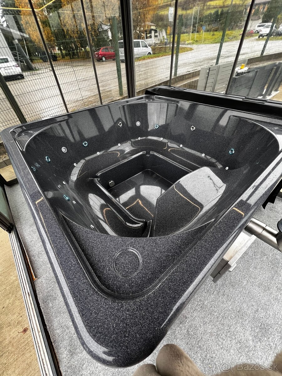 Kúpacia kaďa na drevo – luxusná, s integrovanou pieckou - 3