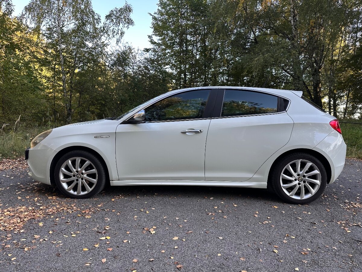 Alfa Romeo Giulietta 1.4 T 120 (benzín, 88 kW) - 3