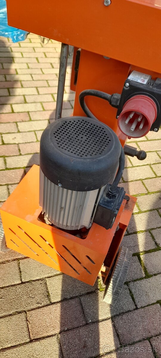 Predám štiepačku na drevo - 3