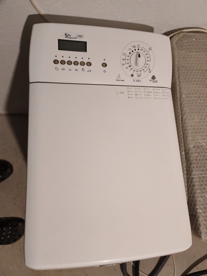 Z vrchu plnená práčka Ardo v super stave - 3