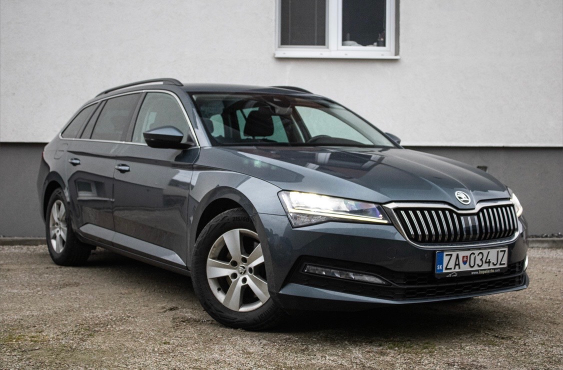 Škoda Superb Combi 2.0 TDI DSG - 3