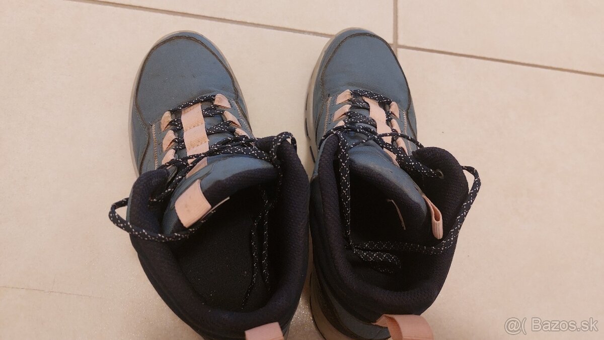 Predam turisticke topanky v.37 - 3