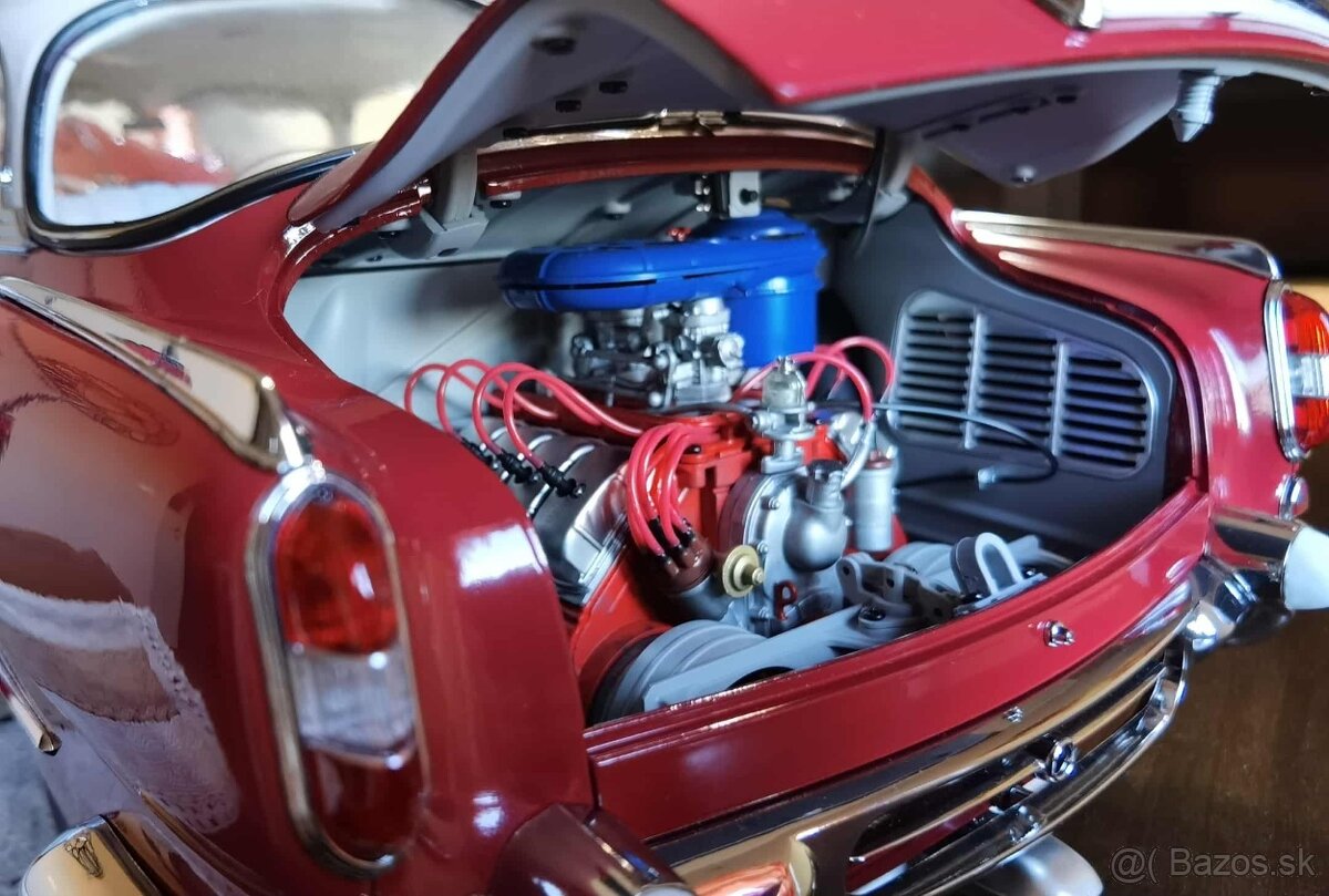 Deagostini tatra 603 - 3