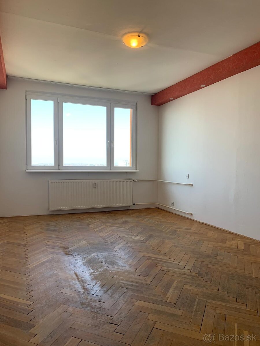 2 izbový byt v Štúrove na predaj - 3