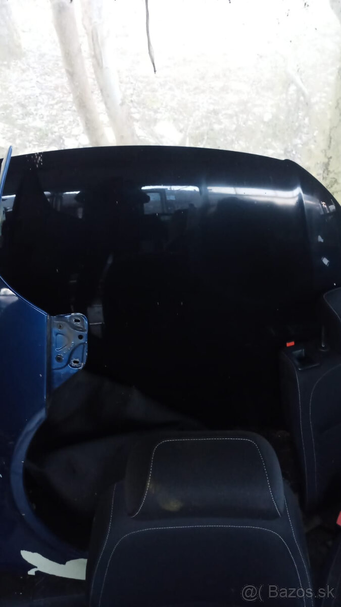 Predná kapota VW Passat b6 - 3