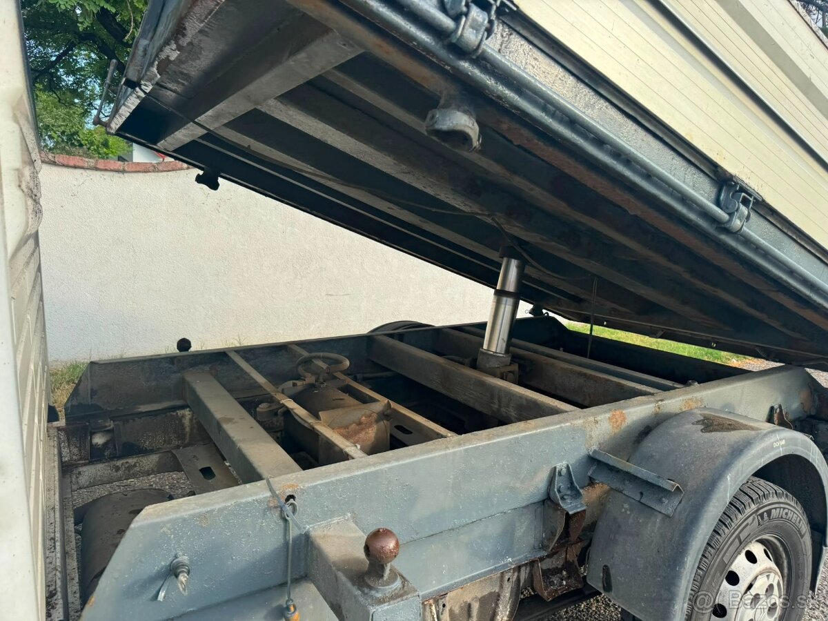 3 STRANNÝ VYKLAPAČ DO 3,5T MOŽNÝ LEASING - 3
