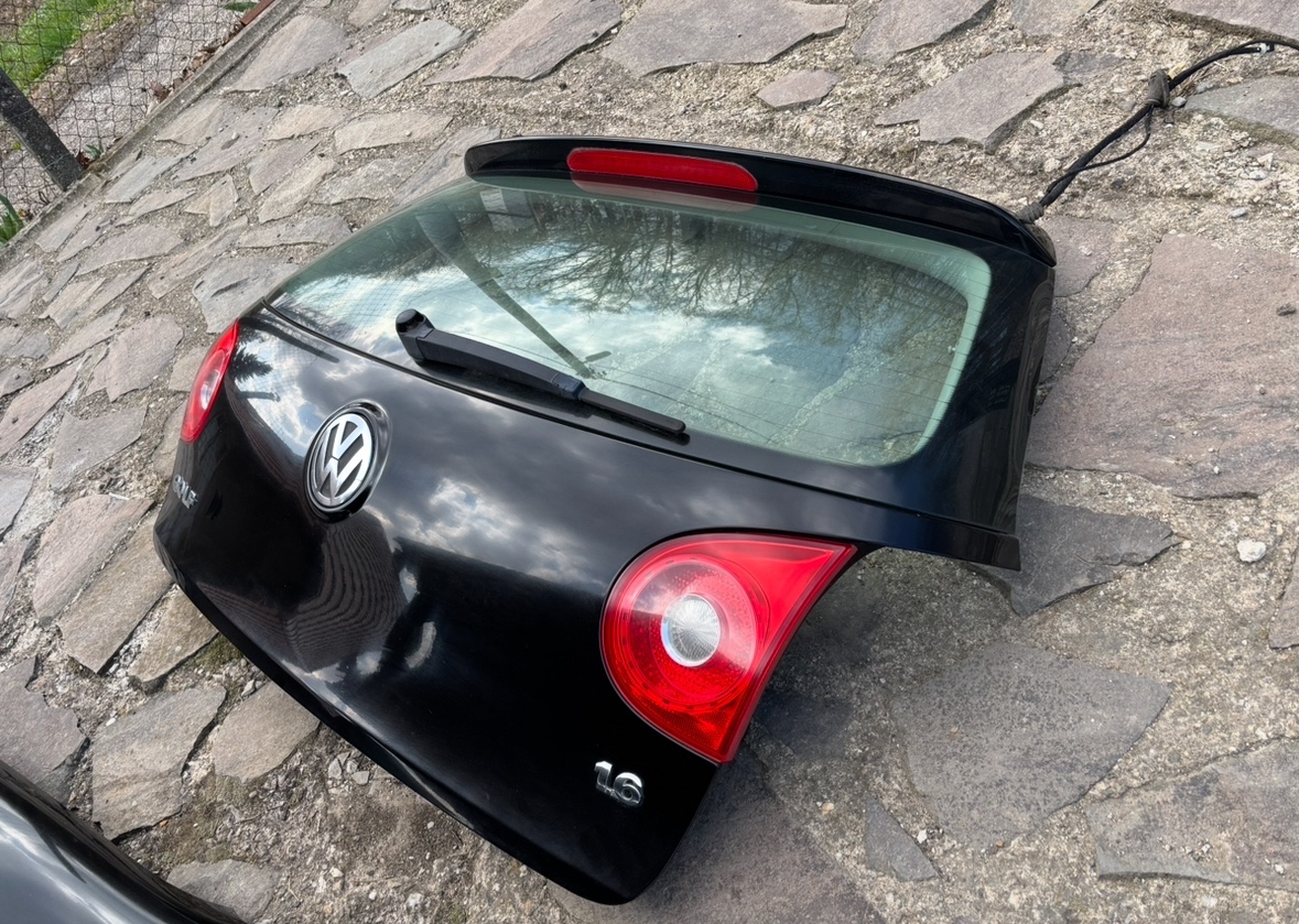 Zadný Kufor Volkswagen Golf V Hatchback - 3