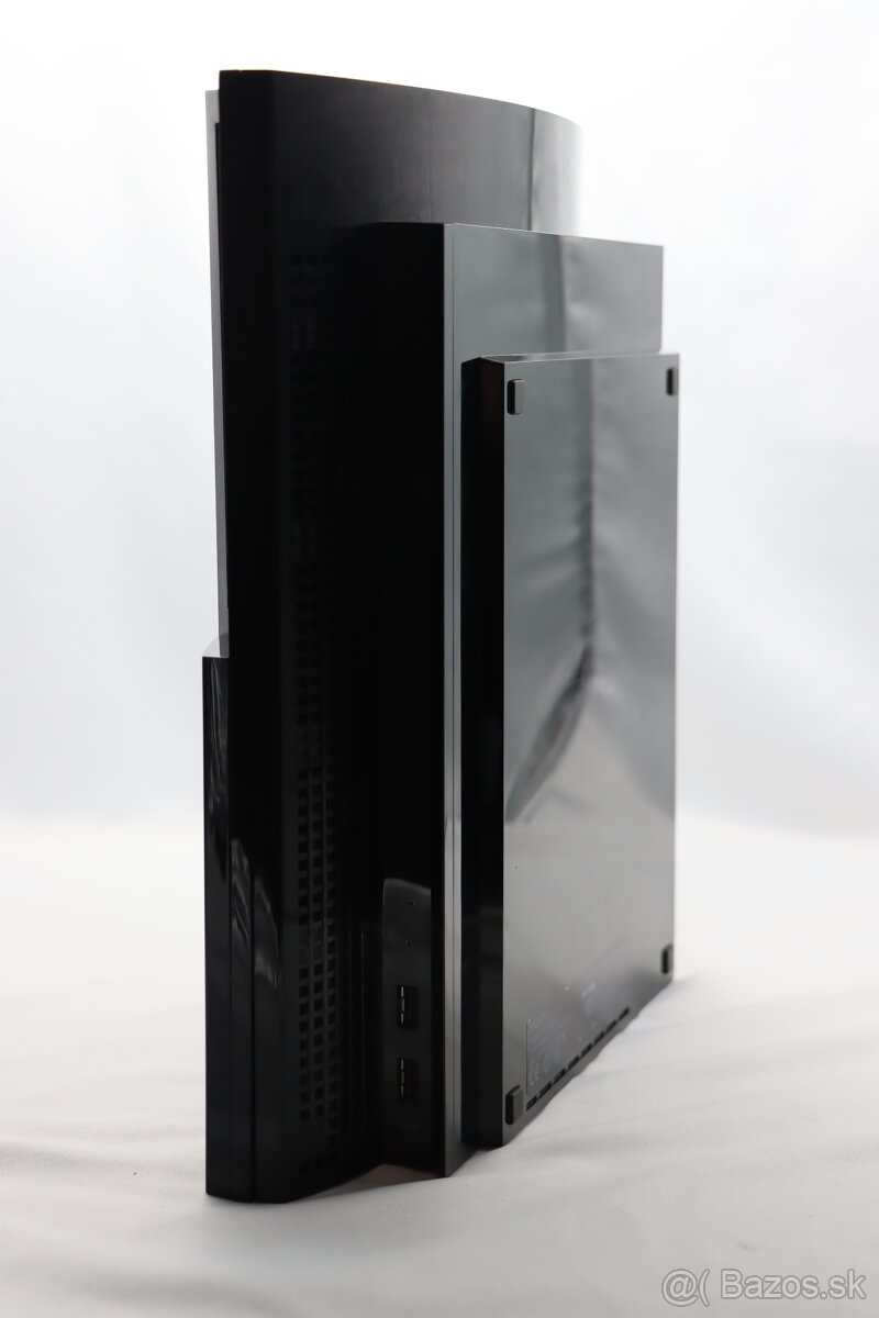 PlayStation 3 CECHJ04 (40GB) | 2x ovládač | káble - 3