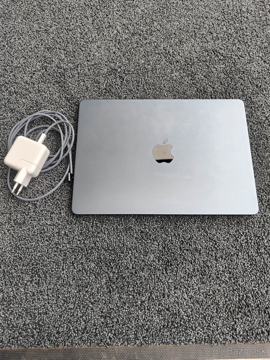 MacBook Air 13" M3 2024 - 3