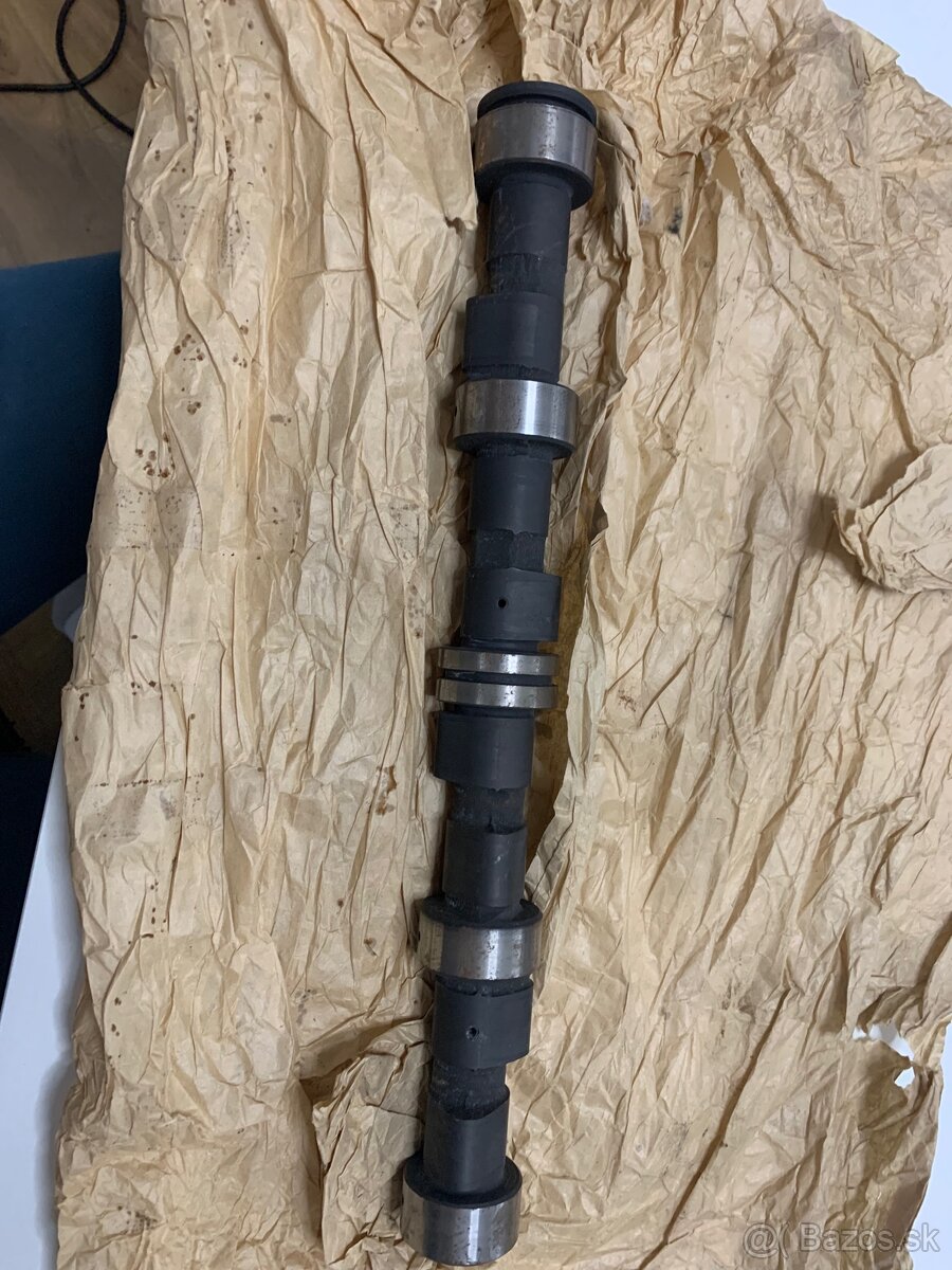 Vačkový hriadeľ Lada - 3